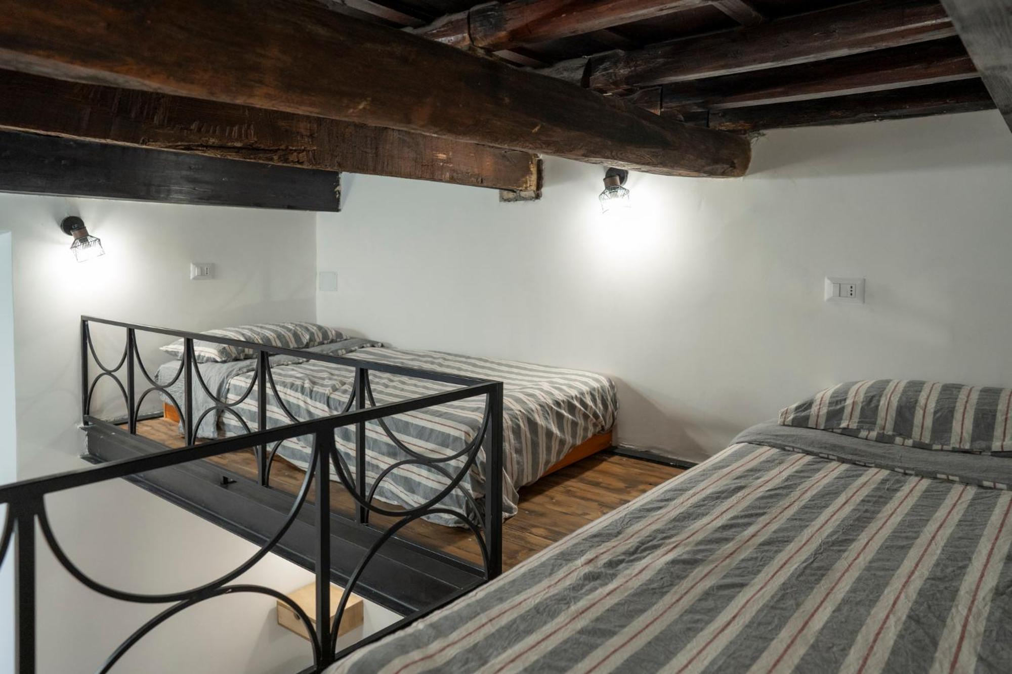 Home Domus Capocci - Rione Monti Рим Екстер'єр фото