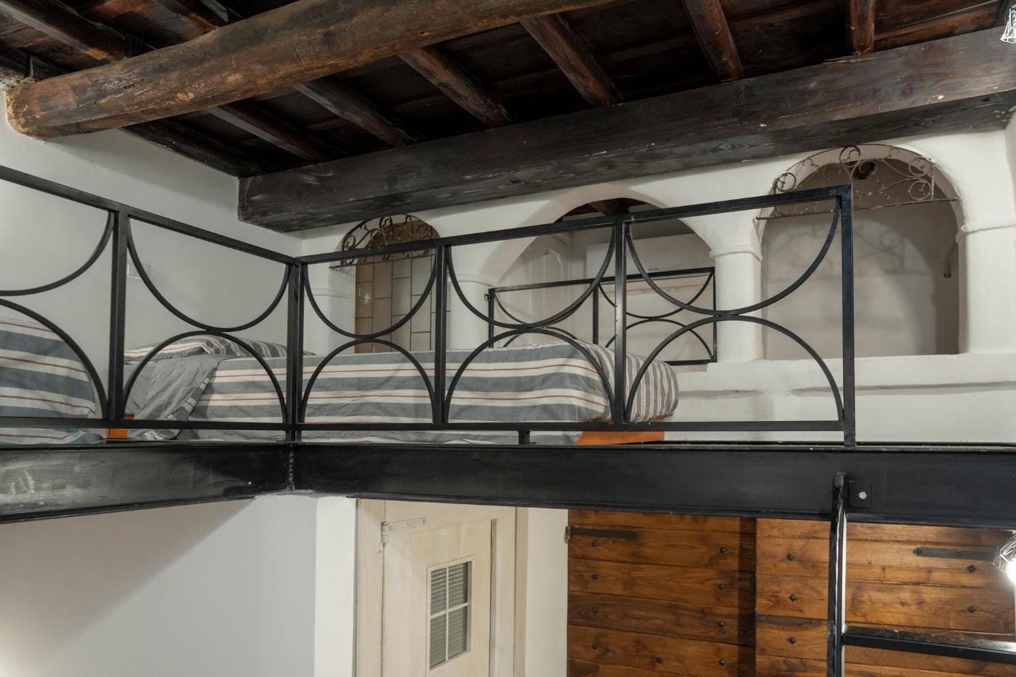 Home Domus Capocci - Rione Monti Рим Екстер'єр фото