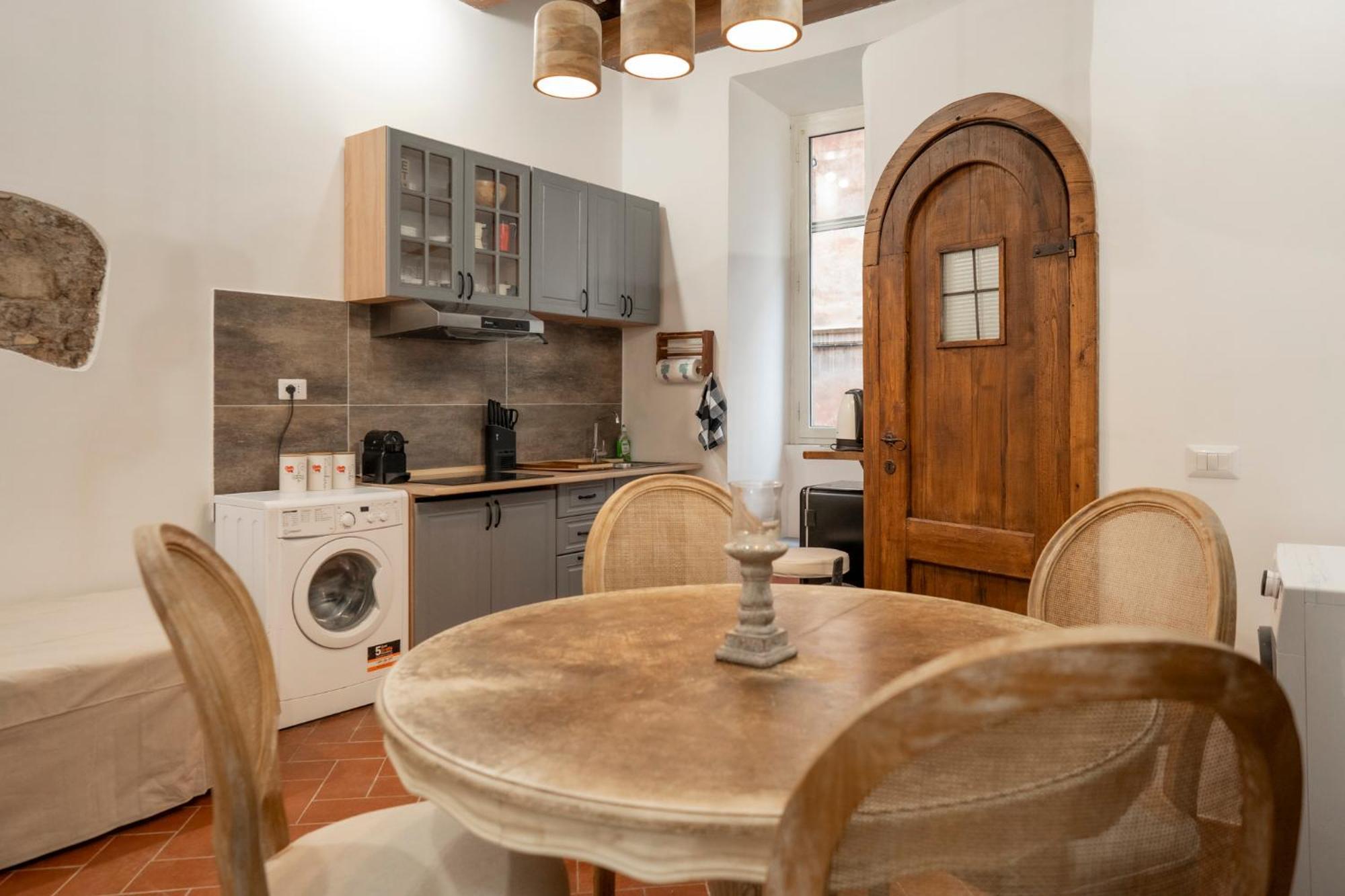 Home Domus Capocci - Rione Monti Рим Екстер'єр фото