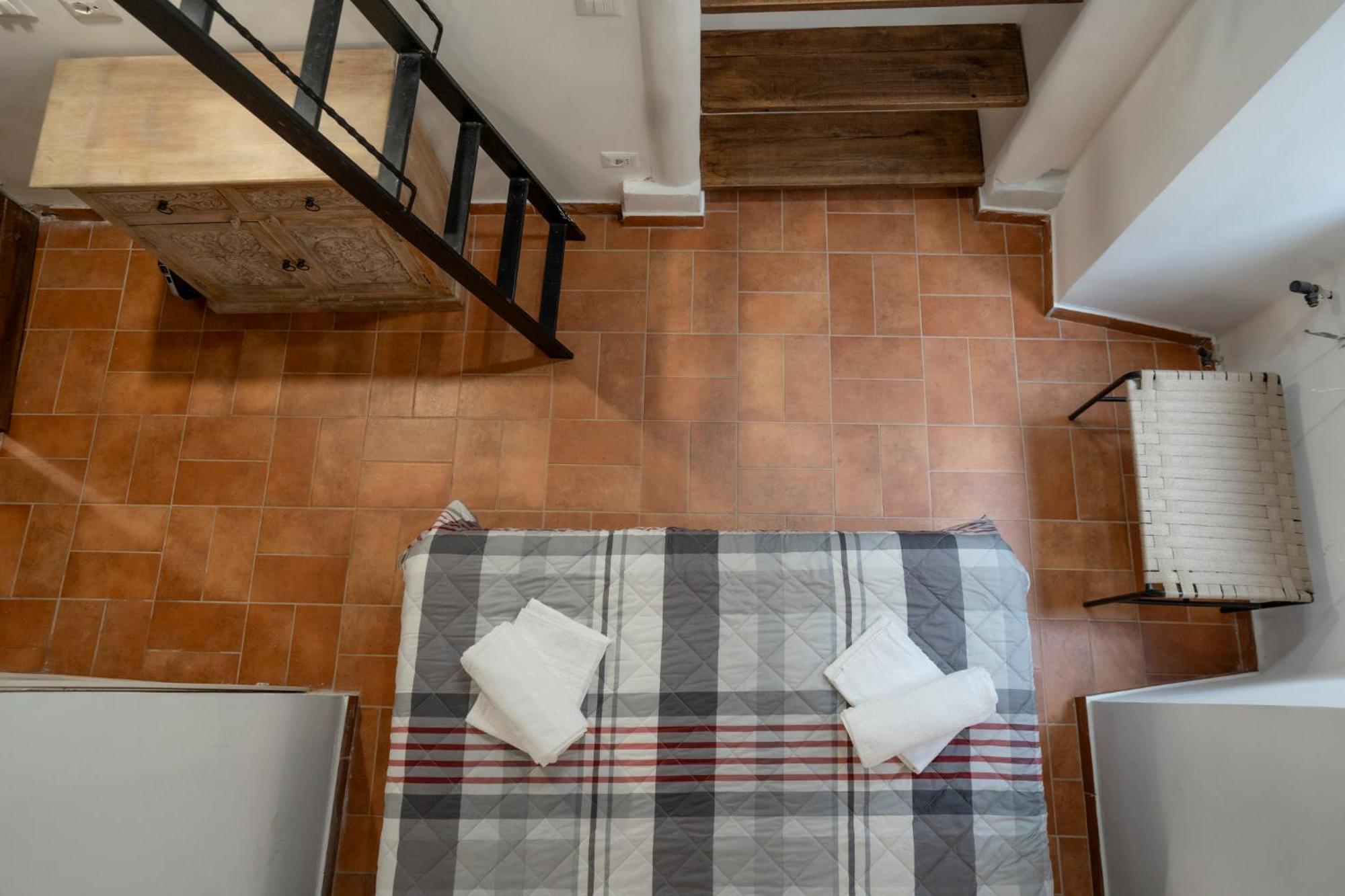 Home Domus Capocci - Rione Monti Рим Екстер'єр фото