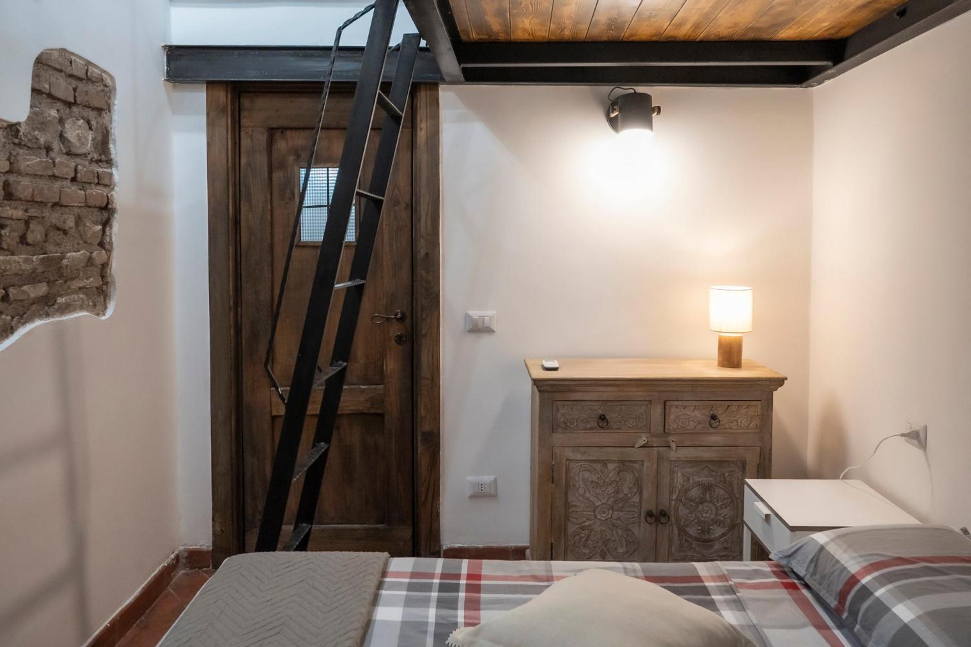 Home Domus Capocci - Rione Monti Рим Екстер'єр фото